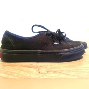 Black Vans womens shoes